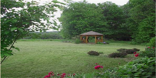 Locust Brook Lodge Butler Exterior photo